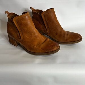 Korks Brown Leather Ankle Booties